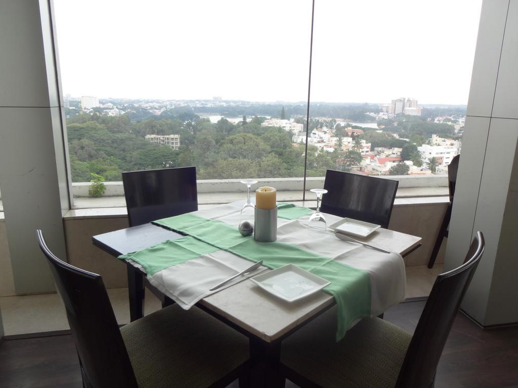 Royal Orchid Central Bangalore, Mg Road Eksteriør bilde