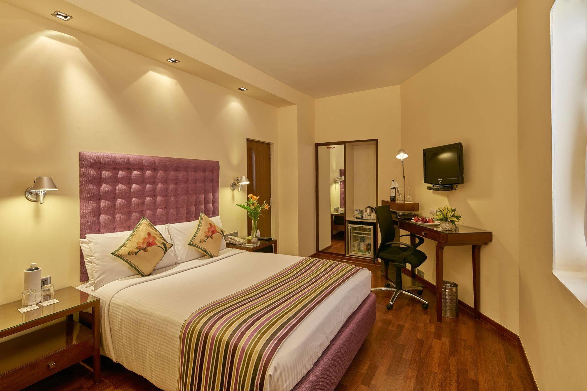 Royal Orchid Central Bangalore, Mg Road Eksteriør bilde